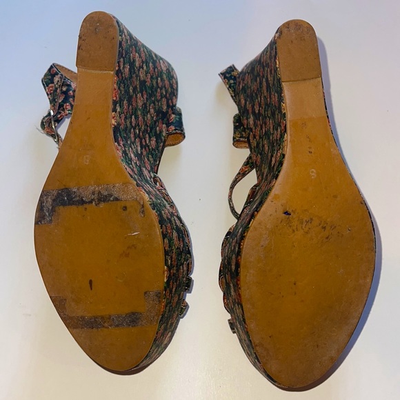 Jeffrey Campbell Floral Wedges - Picture 5 of 6